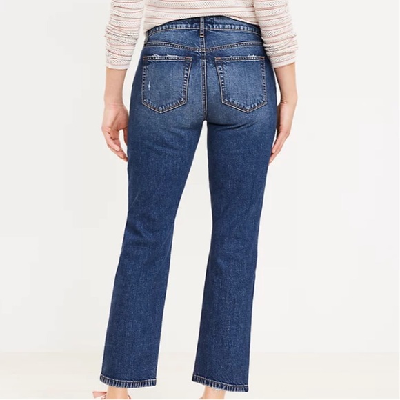 Ann Taylor Loft Curvy Straight Jeans - Picture 2 of 8